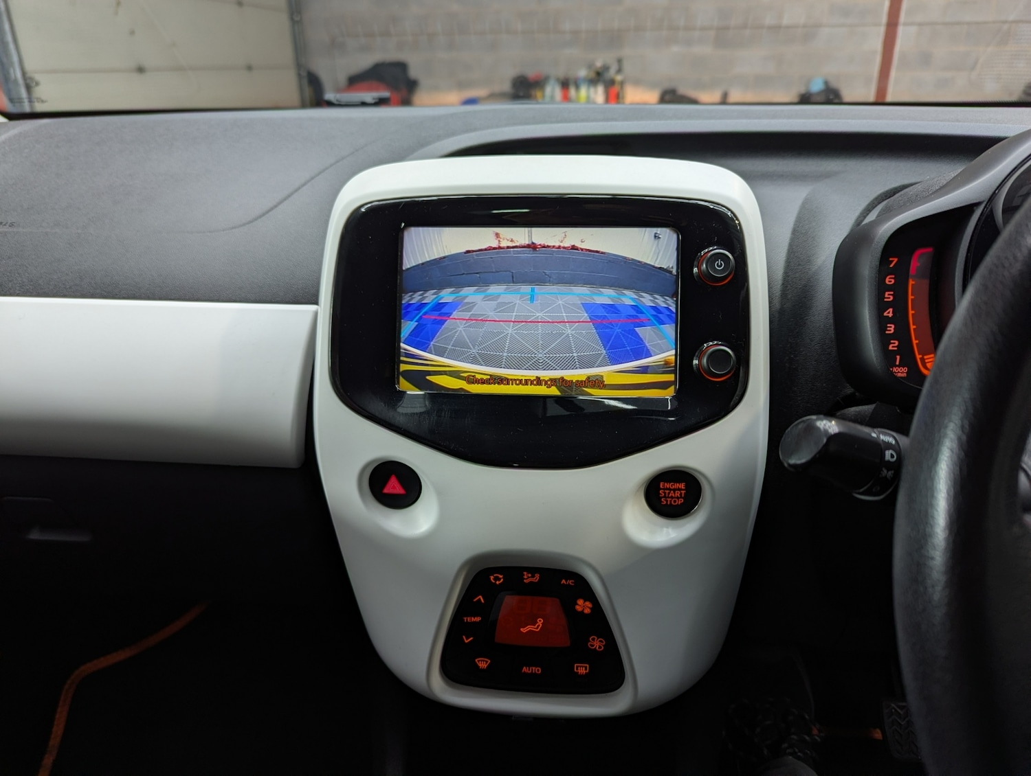 Used Peugeot 108 2016 for sale - 77038571: Photo 30