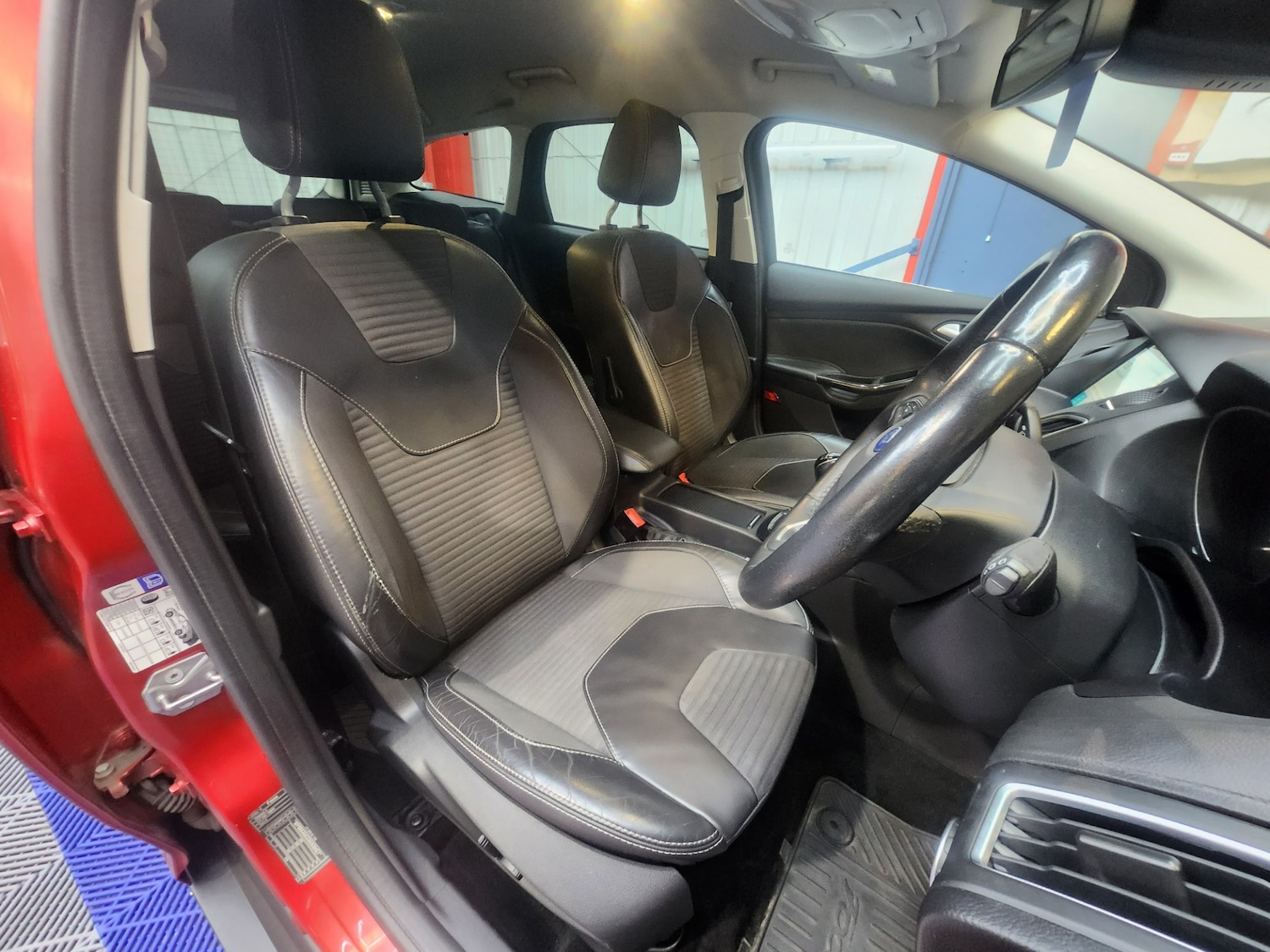 Used Ford Focus 2016 for sale - 77954332: Photo 8