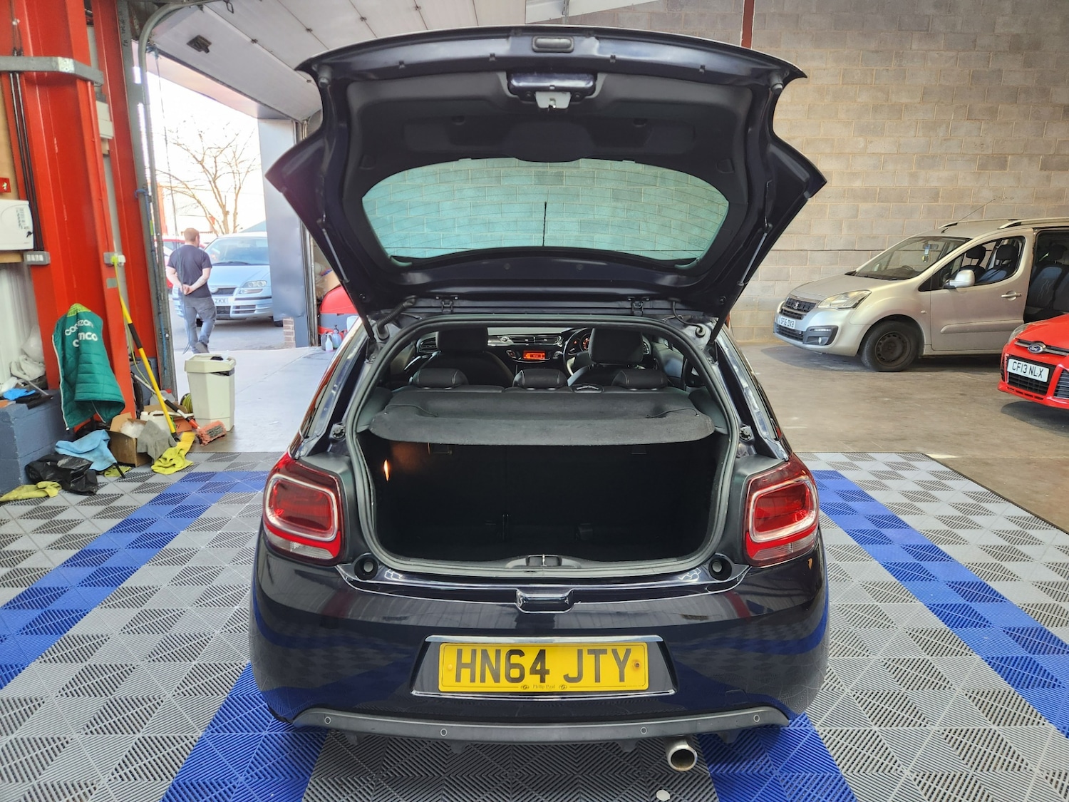 Used Citroen DS3 2014 for sale - 77954495: Photo 23