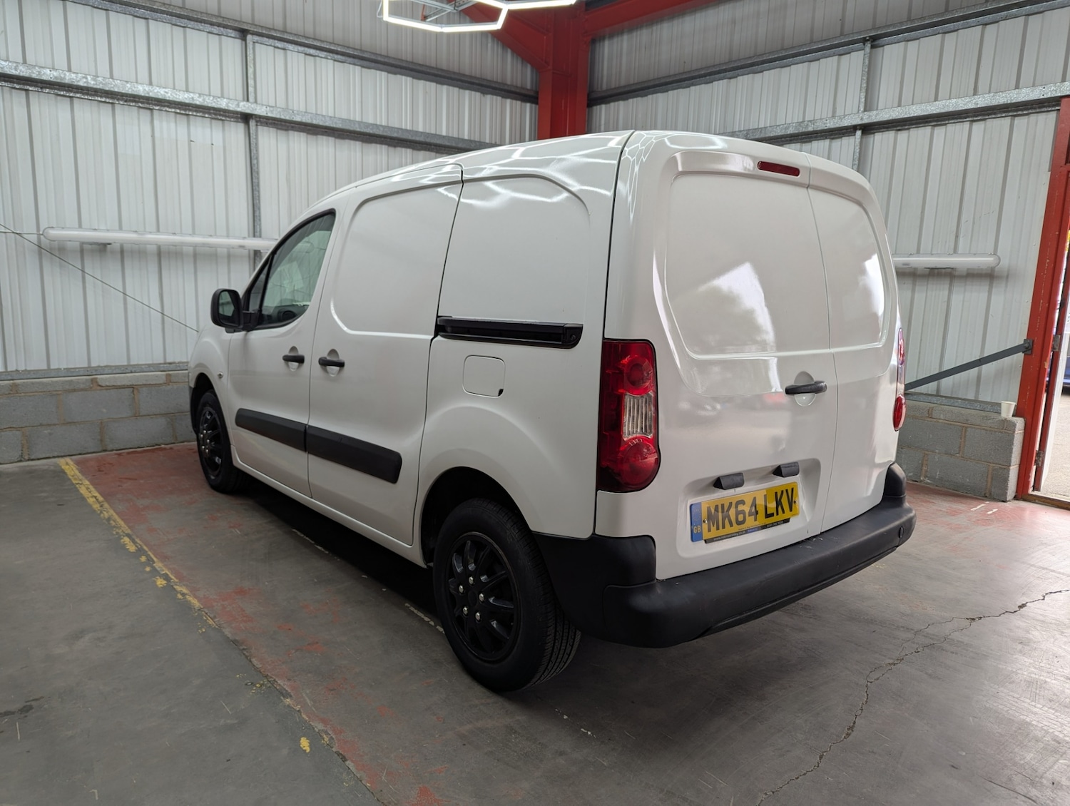 Used Peugeot Partner 2014 for sale - 76467961: Photo 19