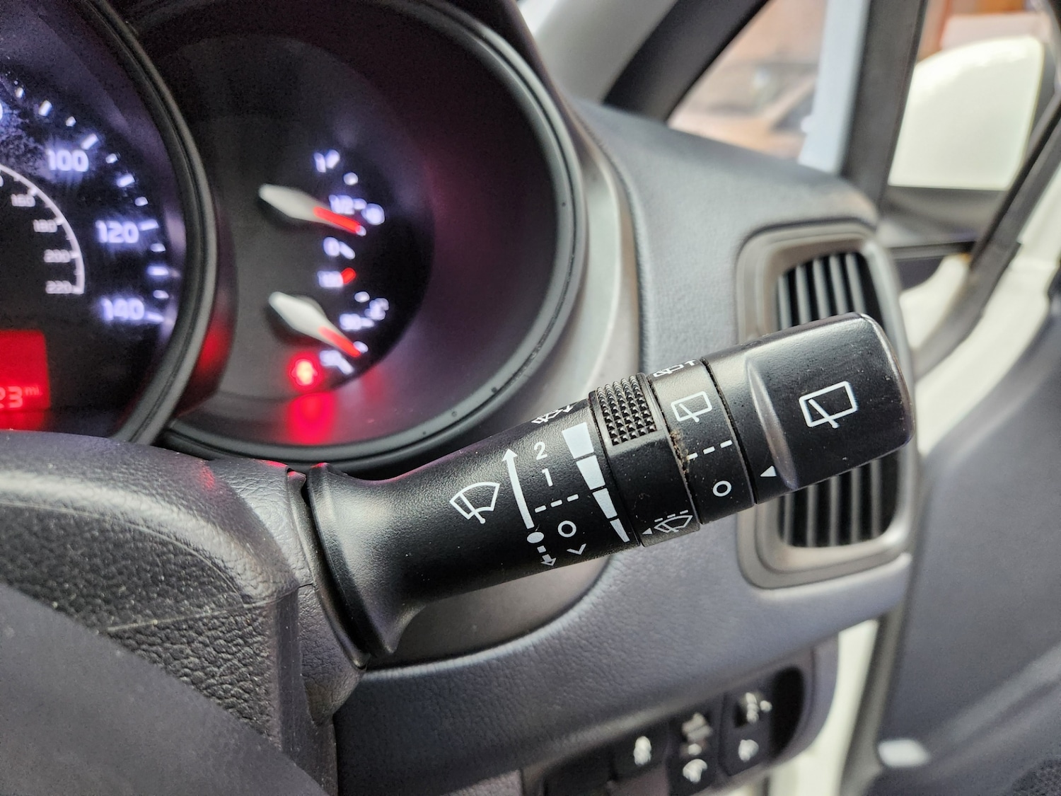 Used Kia Rio 2013 for sale - 77954435: Photo 25