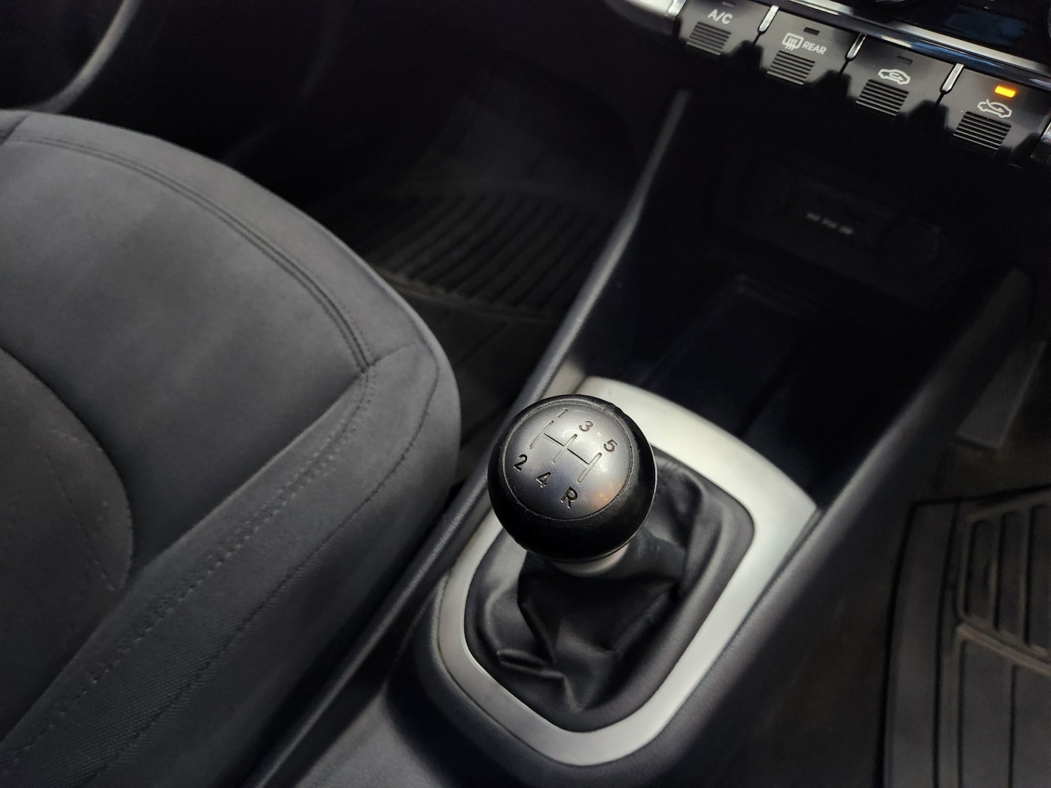 Used Kia Rio 2013 for sale - 77954435: Photo 30