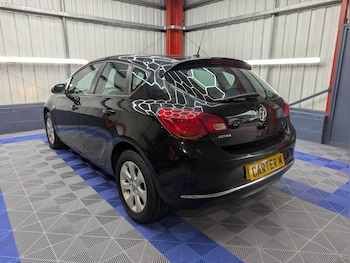Used Vauxhall Astra 2015 for sale - 78828094: Photo
