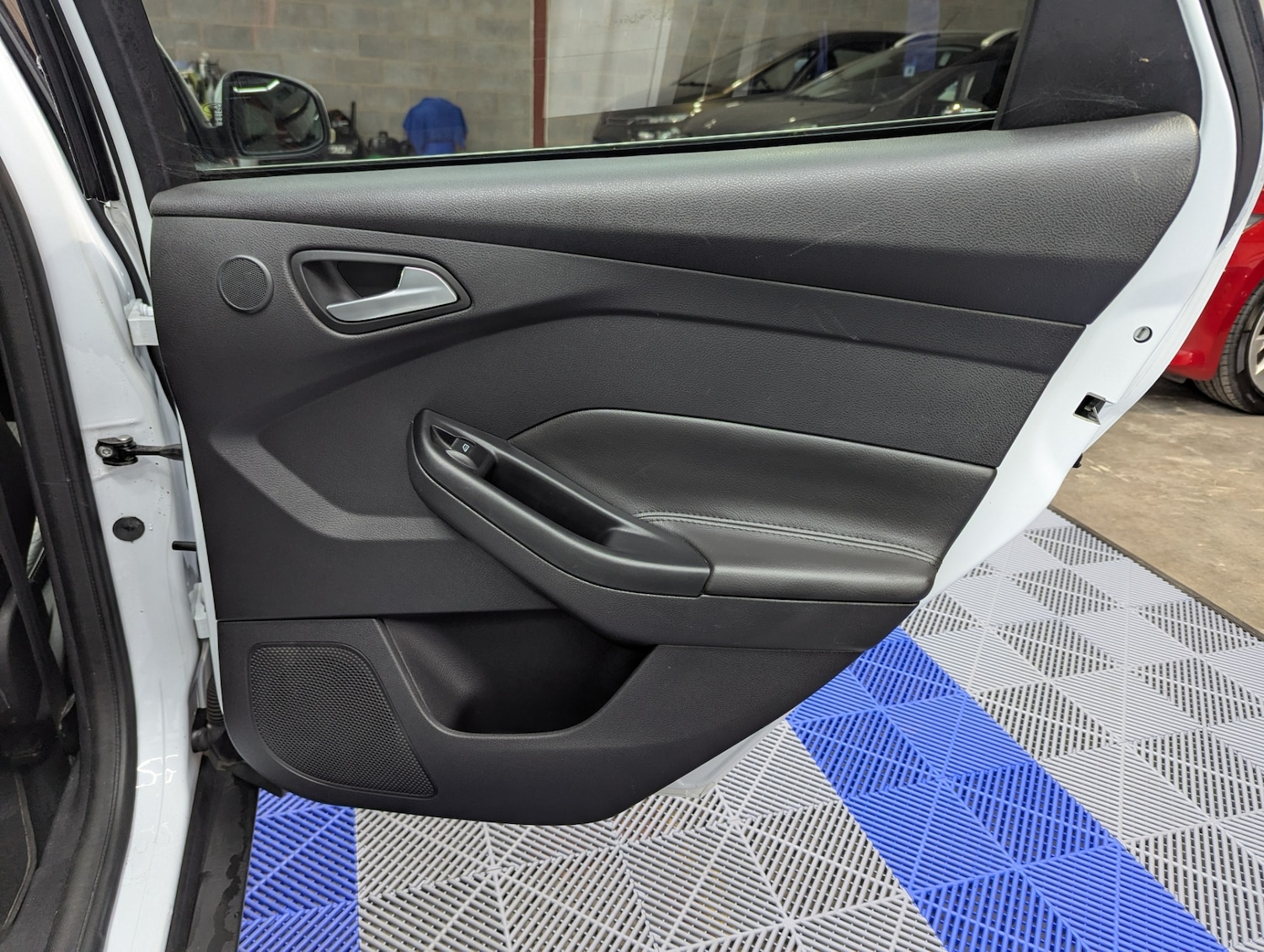 Used Ford Focus 2013 for sale - 76541354: Photo 15