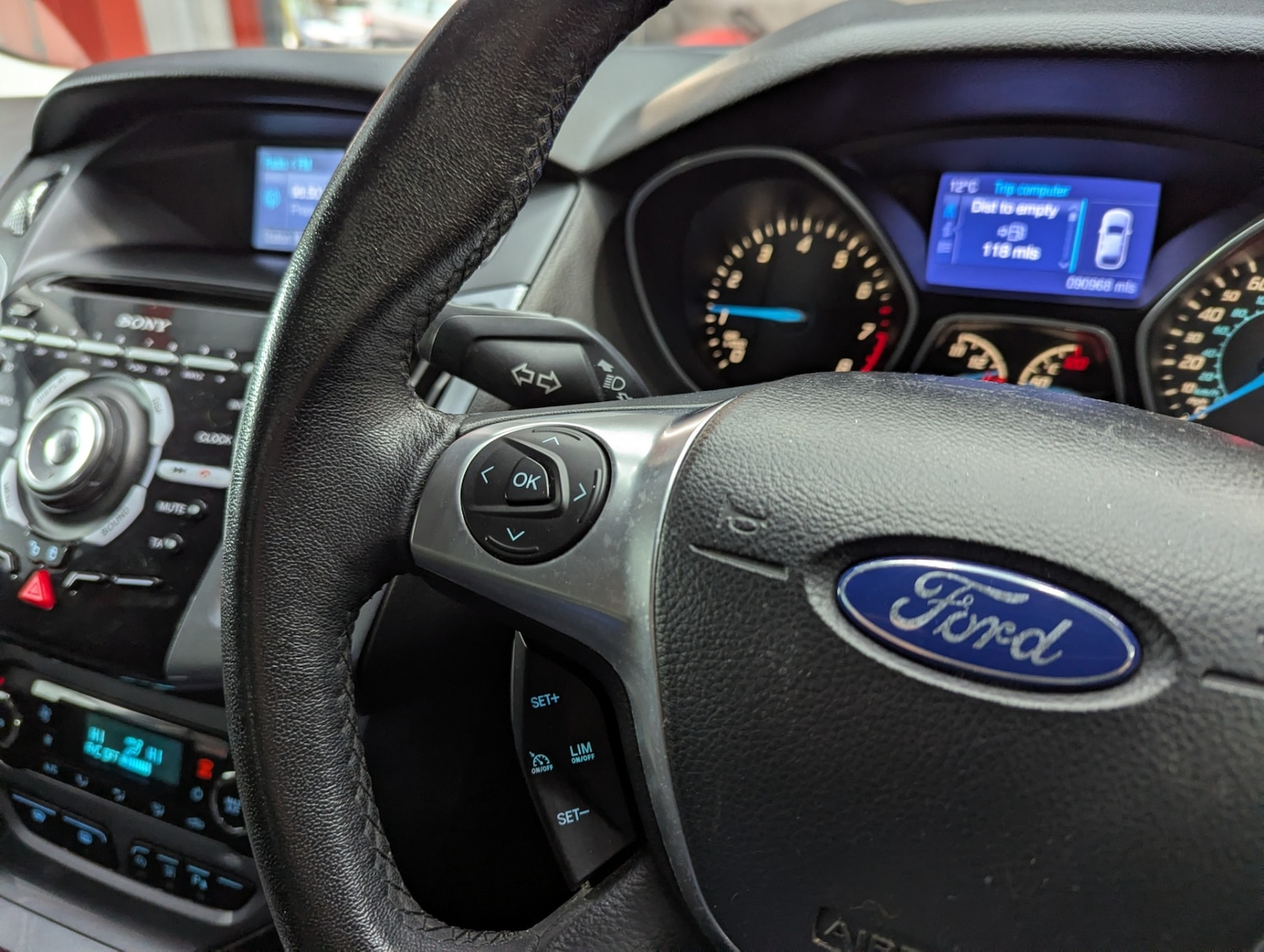 Used Ford Focus 2013 for sale - 76541354: Photo 21