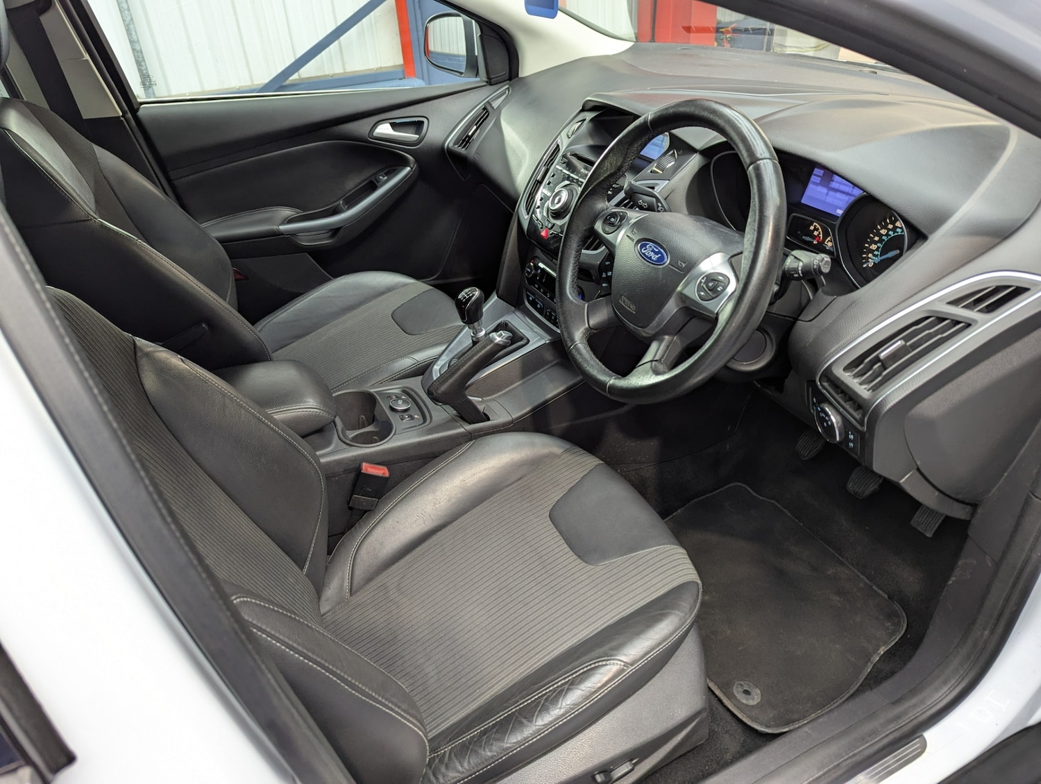 Used Ford Focus 2013 for sale - 76541354: Photo 5