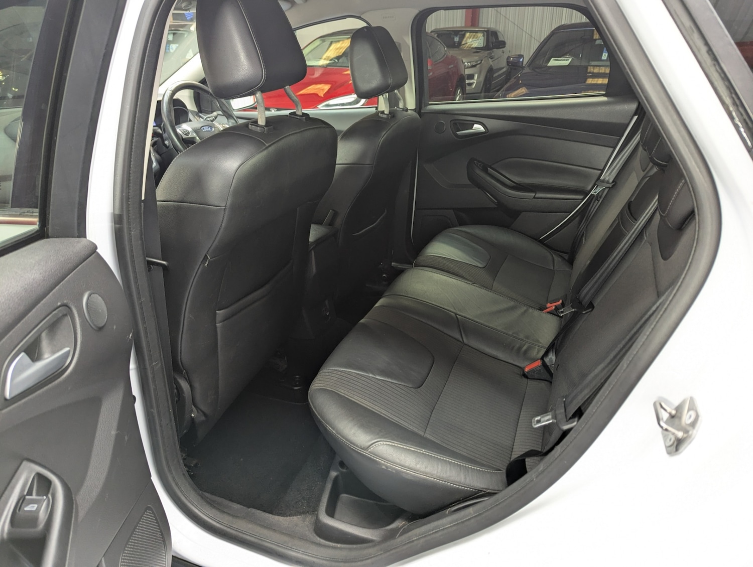 Used Ford Focus 2013 for sale - 76541354: Photo 9