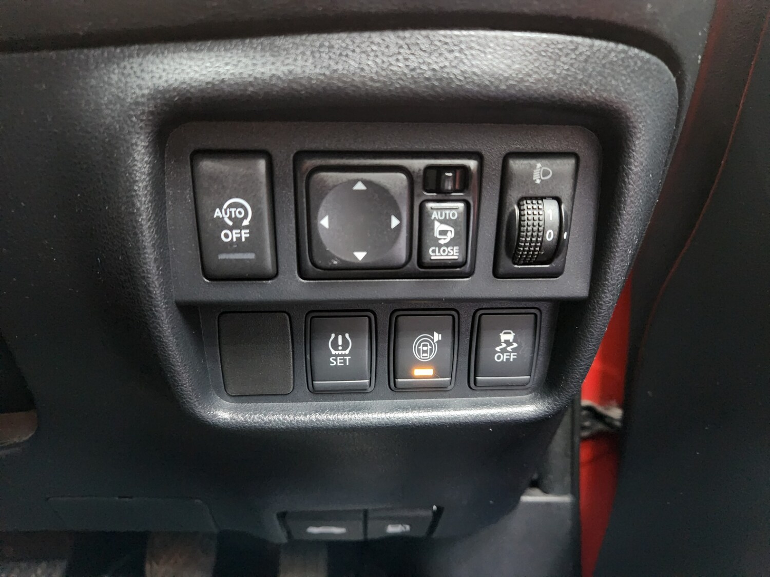 Used Nissan Juke 2014 for sale - 77589824: Photo 17