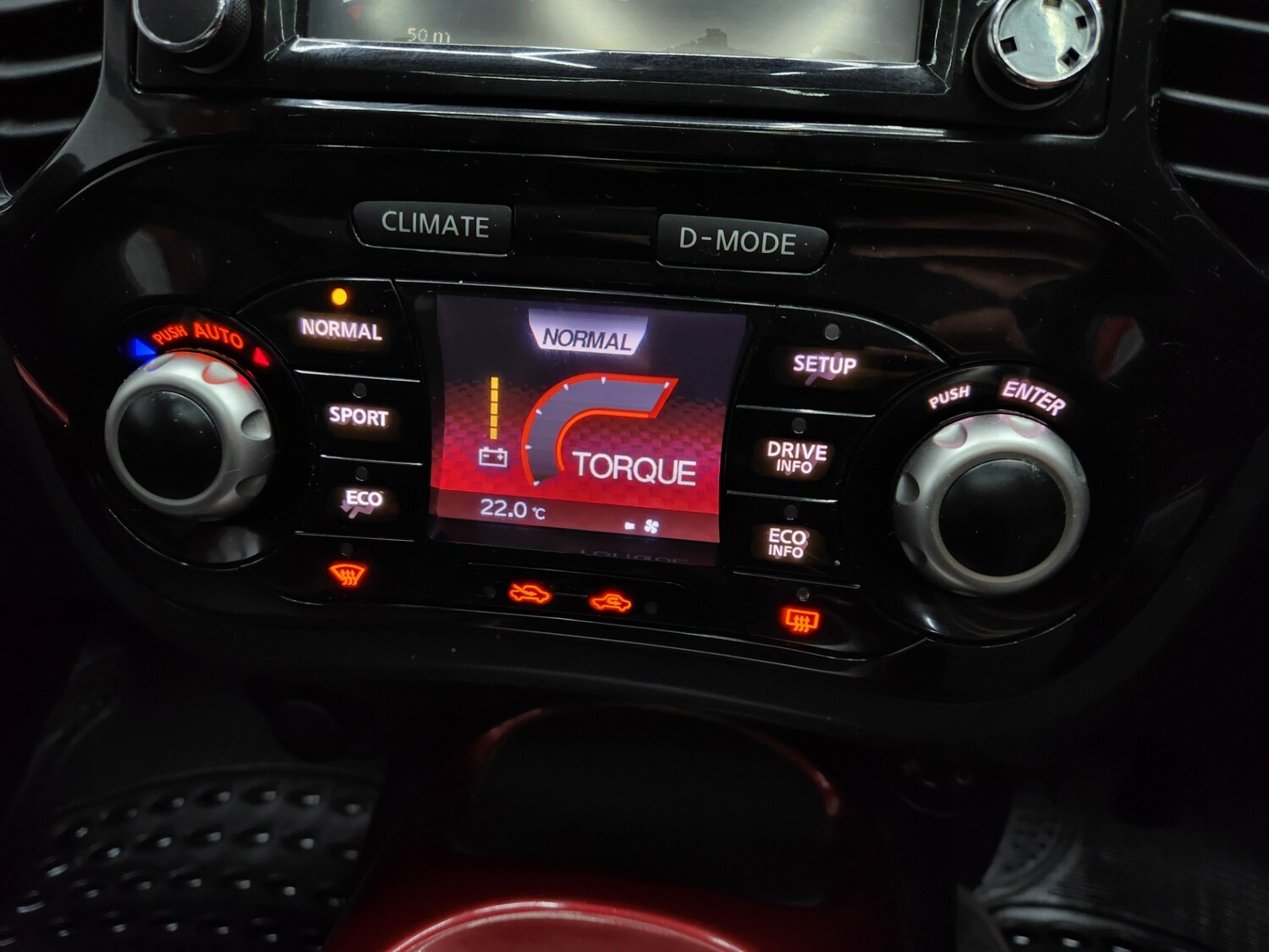 Used Nissan Juke 2014 for sale - 77589824: Photo 24