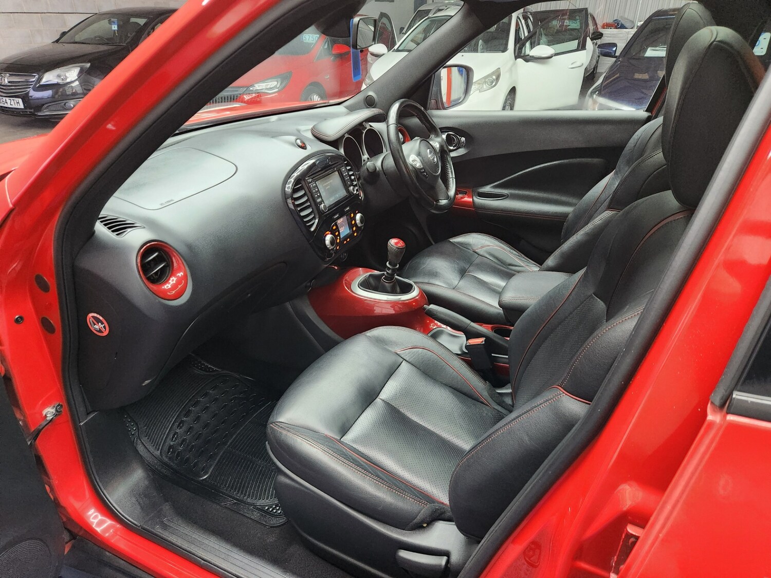 Used Nissan Juke 2014 for sale - 77589824: Photo 9