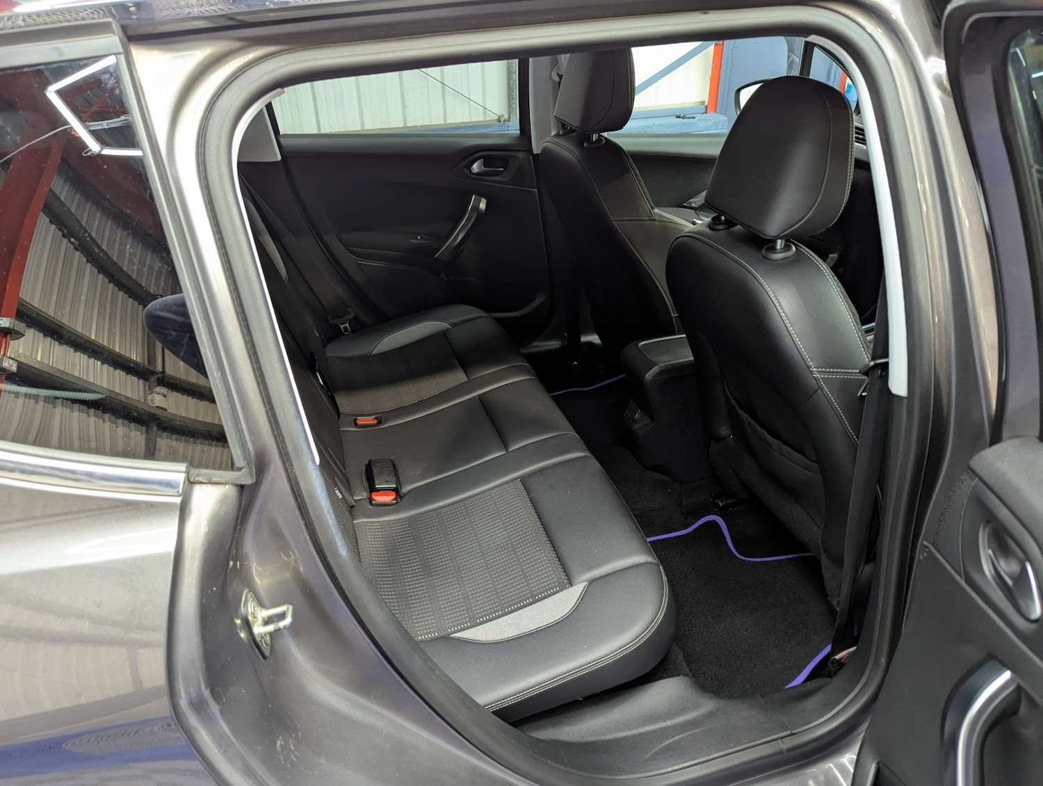 Used Peugeot 2008 2014 for sale - 76451766: Photo 11