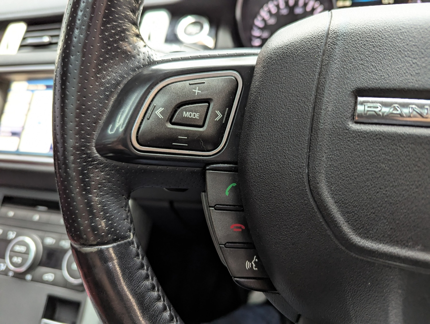 Used Land Rover Range Rover Evoque 2011 for sale - 76427853: Photo 11