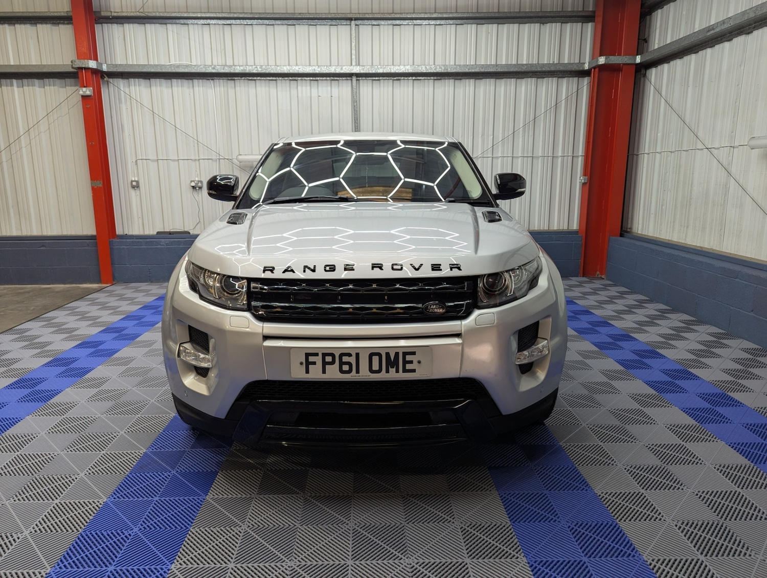 Used Land Rover Range Rover Evoque 2011 for sale - 76427853: Photo 2
