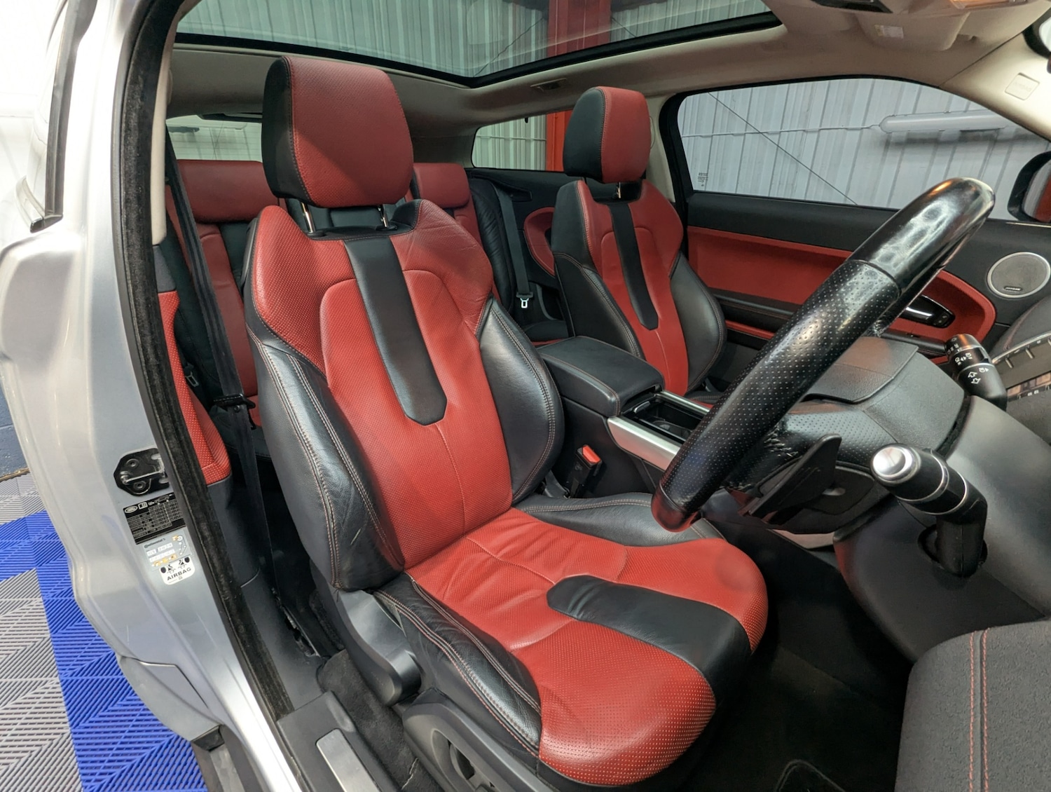 Used Land Rover Range Rover Evoque 2011 for sale - 76427853: Photo 24