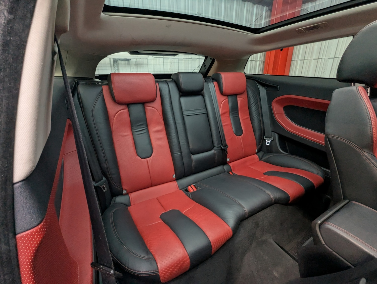 Used Land Rover Range Rover Evoque 2011 for sale - 76427853: Photo 29