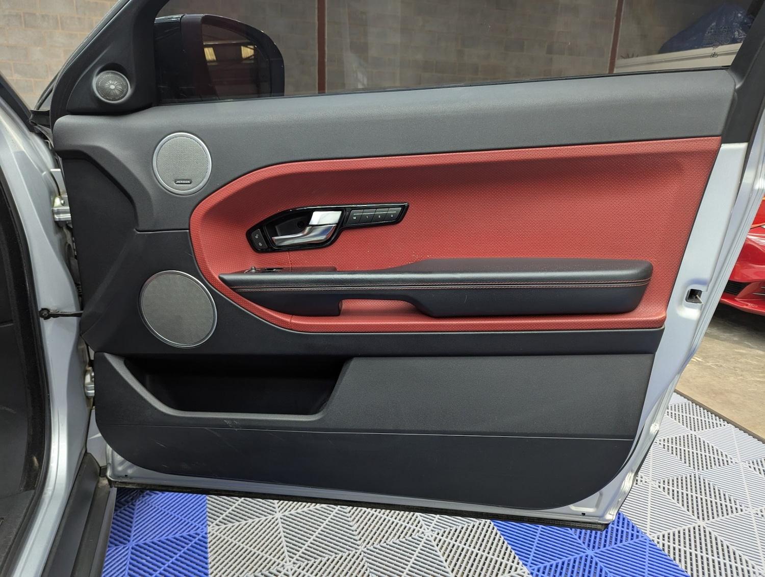 Used Land Rover Range Rover Evoque 2011 for sale - 76427853: Photo 30