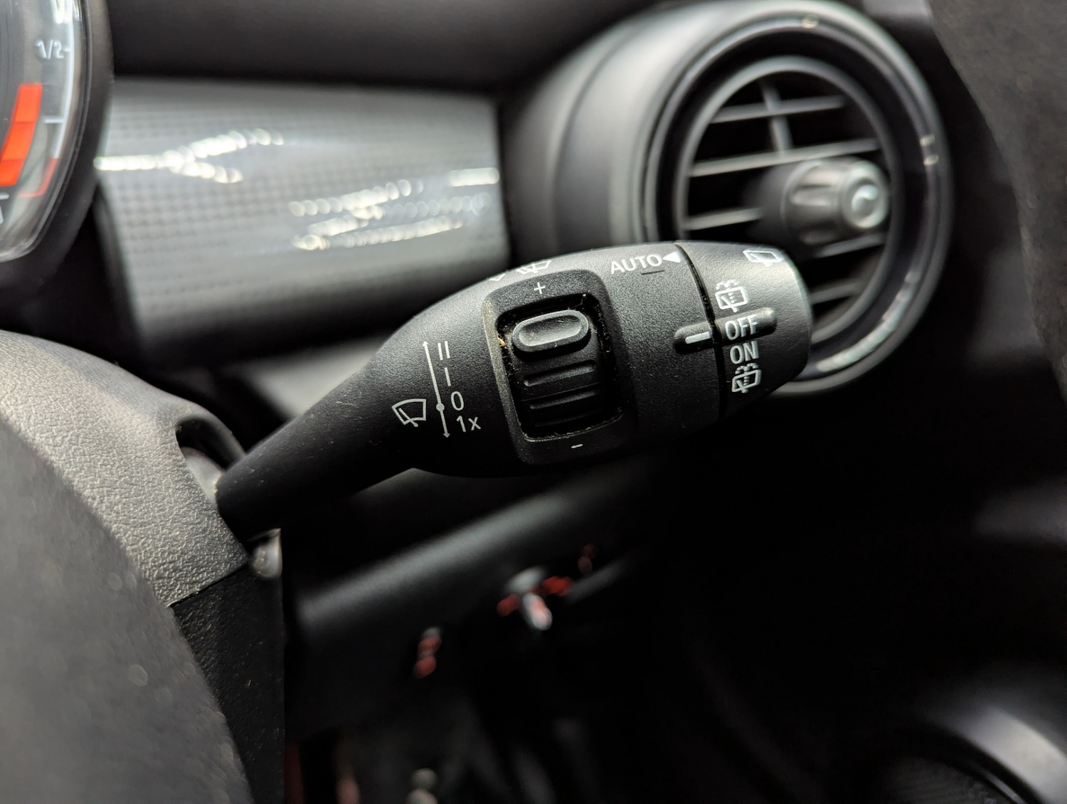 Used MINI Hatch 2019 for sale - 76877639: Photo 27