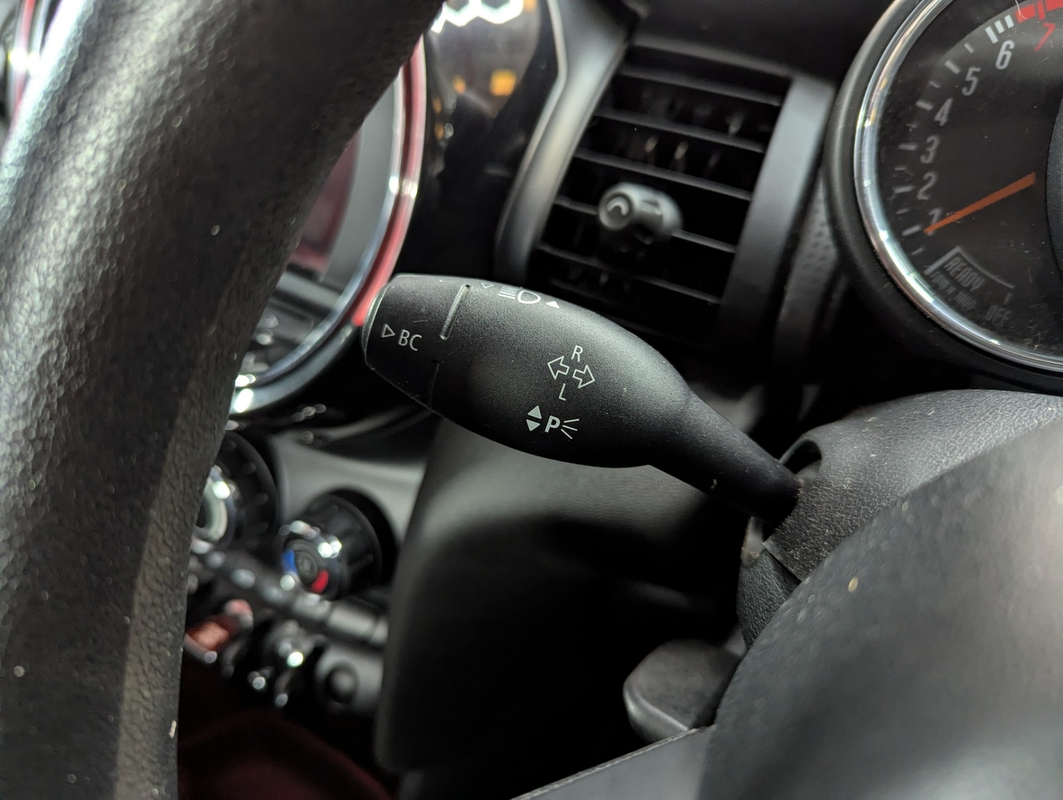 Used MINI Hatch 2019 for sale - 76877639: Photo 28