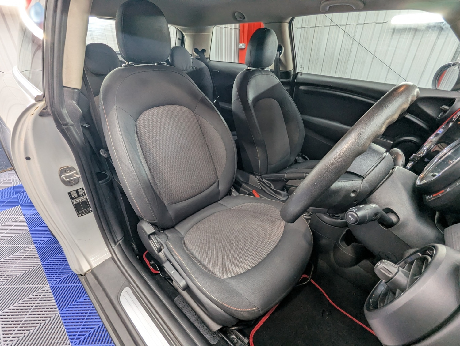 Used MINI Hatch 2019 for sale - 76877639: Photo 5