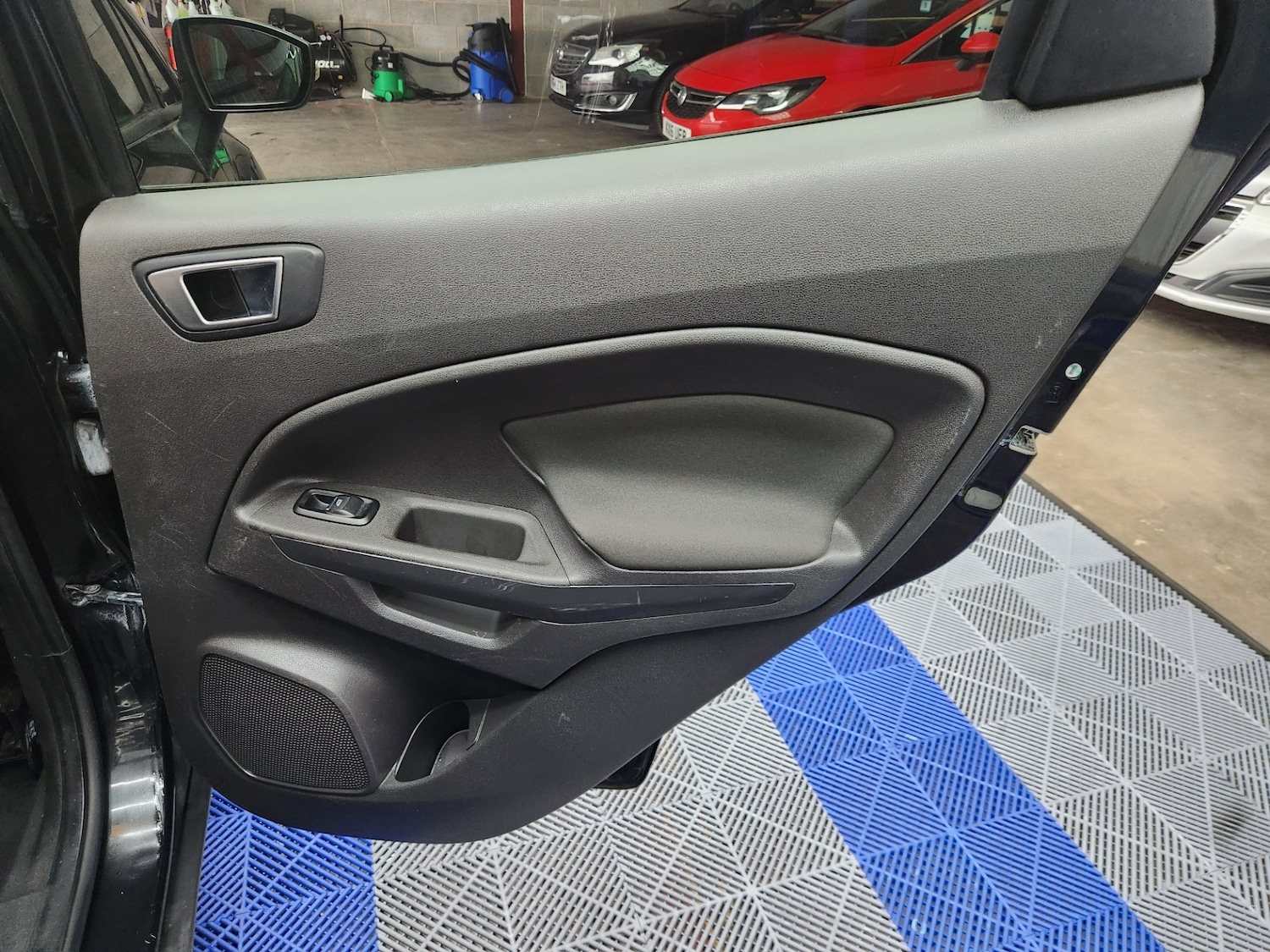 Used Ford Ecosport 2015 for sale - 77558698: Photo 26