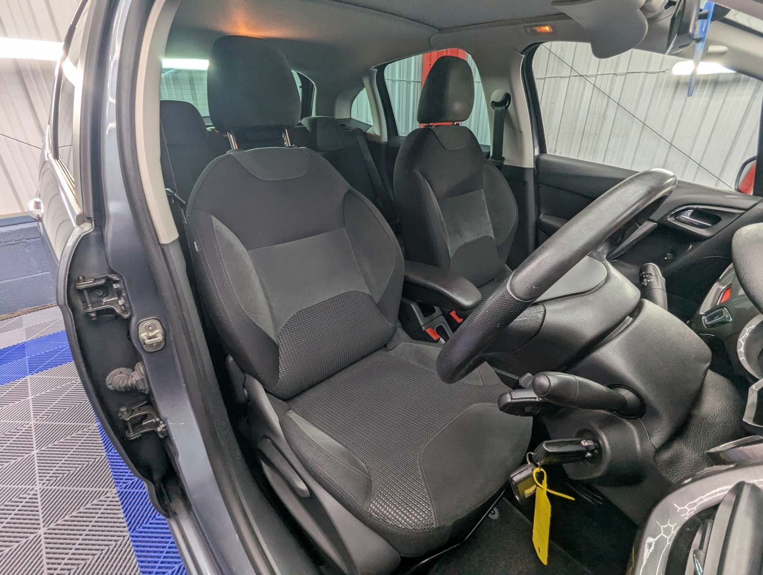 Used Citroen C3 2010 for sale - 77381032: Photo 8