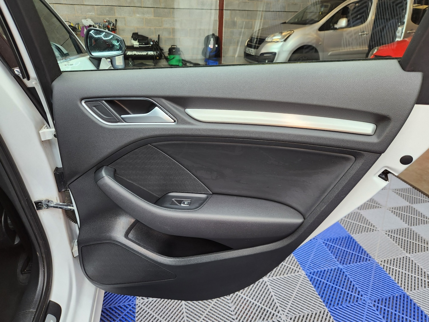 Used Audi A3 2015 for sale - 77974006: Photo 16