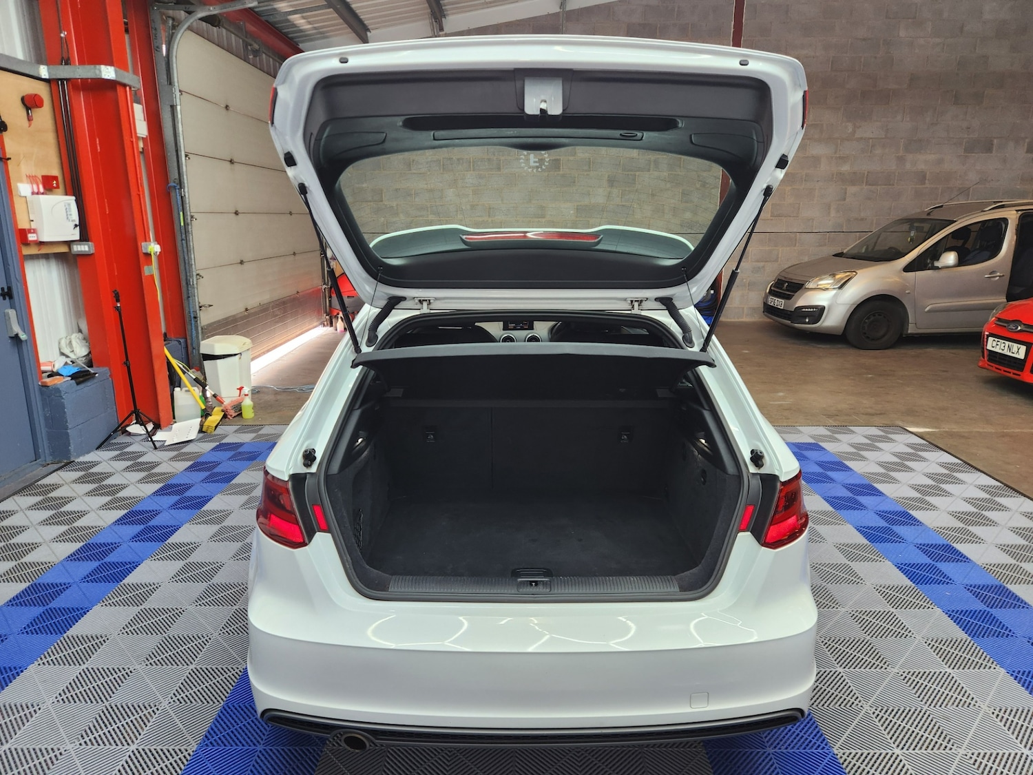 Used Audi A3 2015 for sale - 77974006: Photo 38