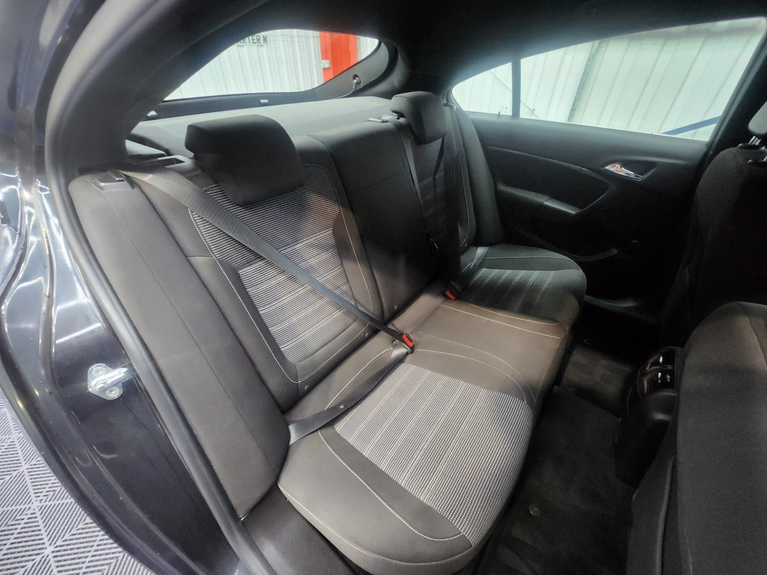 Used Vauxhall Insignia 2014 for sale - 77947110: Photo 16