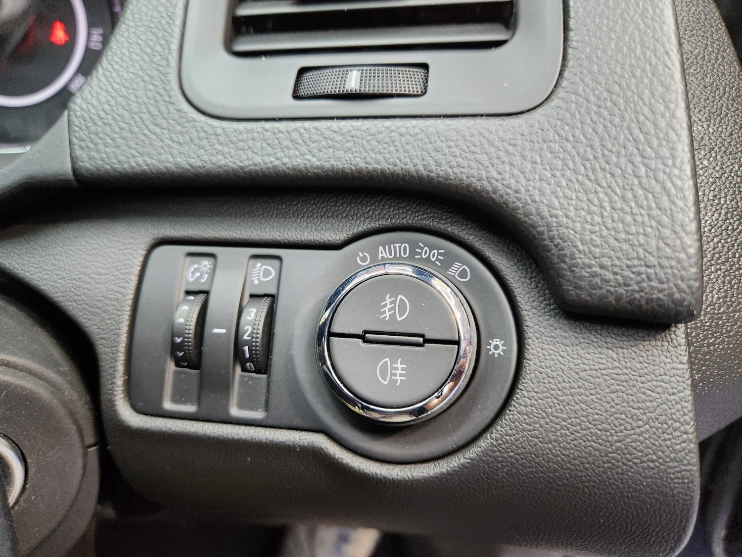 Used Vauxhall Insignia 2014 for sale - 77947110: Photo 22