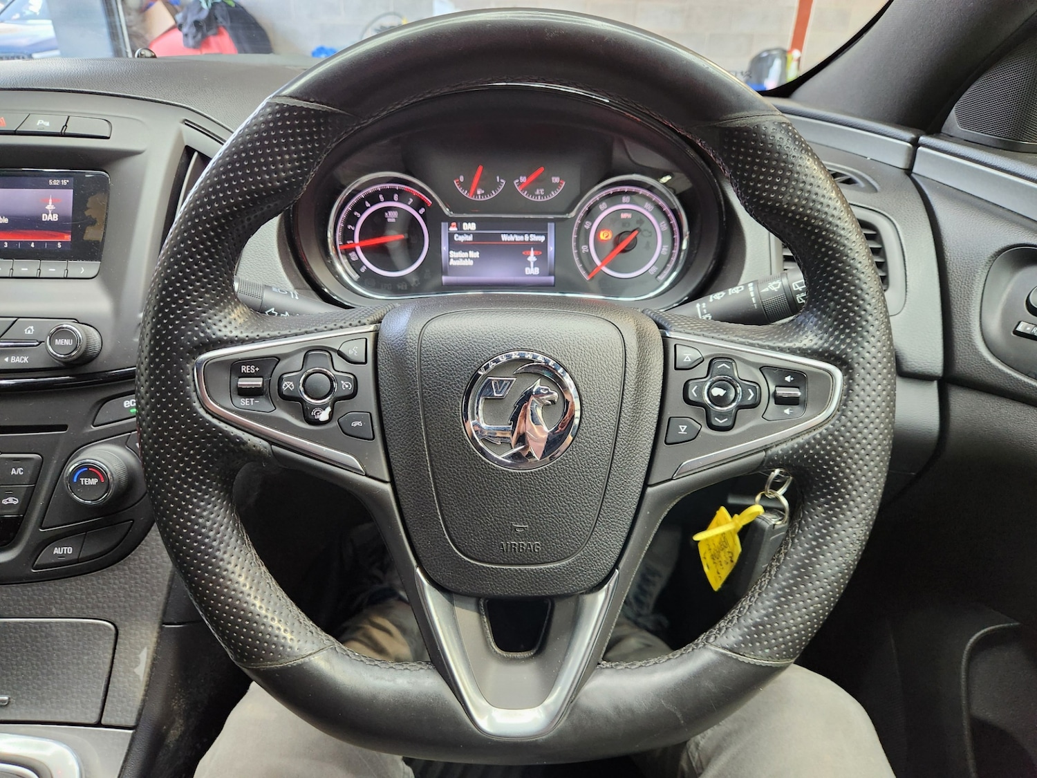 Used Vauxhall Insignia 2014 for sale - 77947110: Photo 23