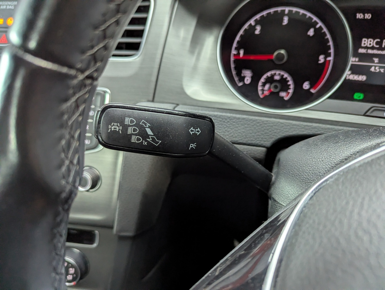 Used Volkswagen Golf 2013 for sale - 77371000: Photo 24