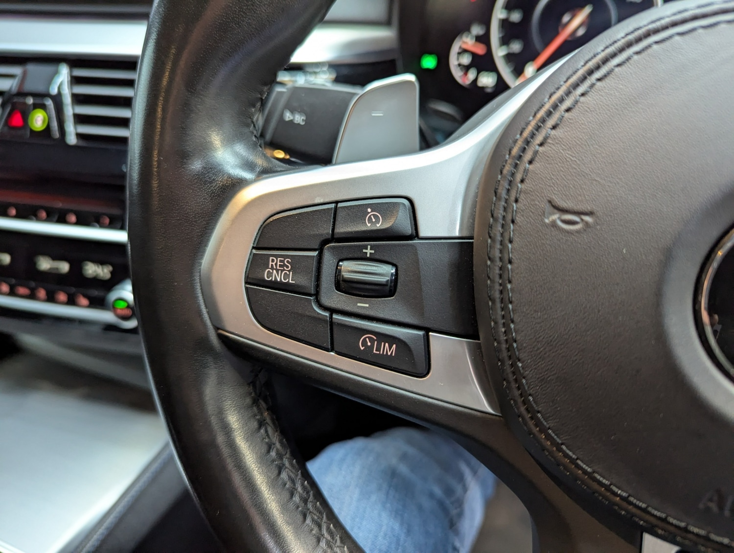 Used BMW 5 Series 2018 for sale - 78131868: Photo 11