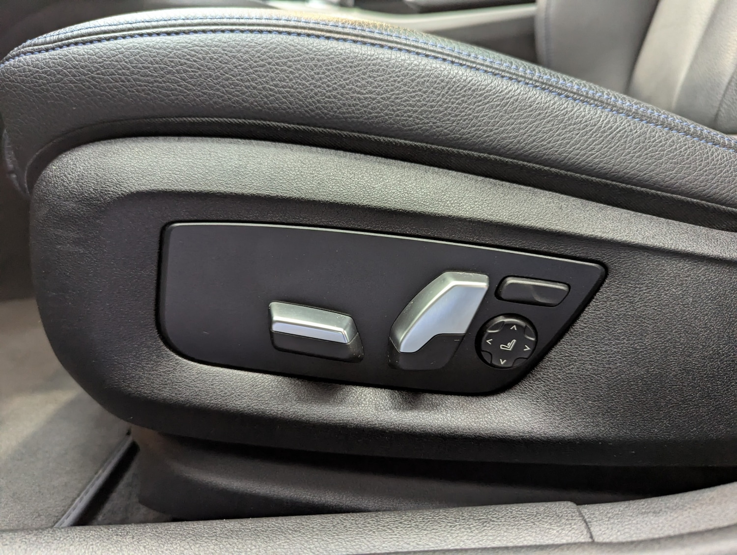 Used BMW 5 Series 2018 for sale - 78131868: Photo 36