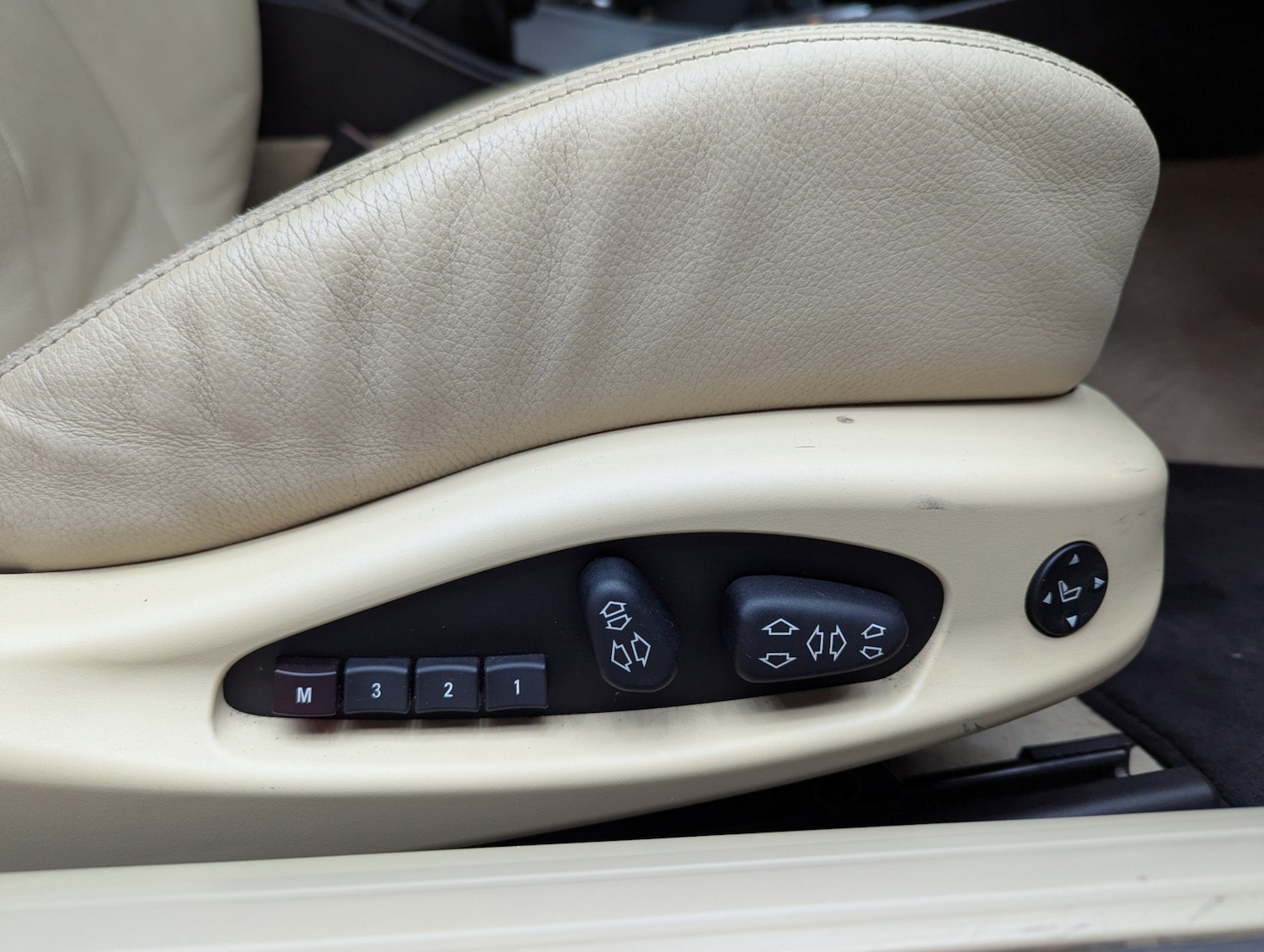 Used BMW 6 Series 2009 for sale - 76413281: Photo 15