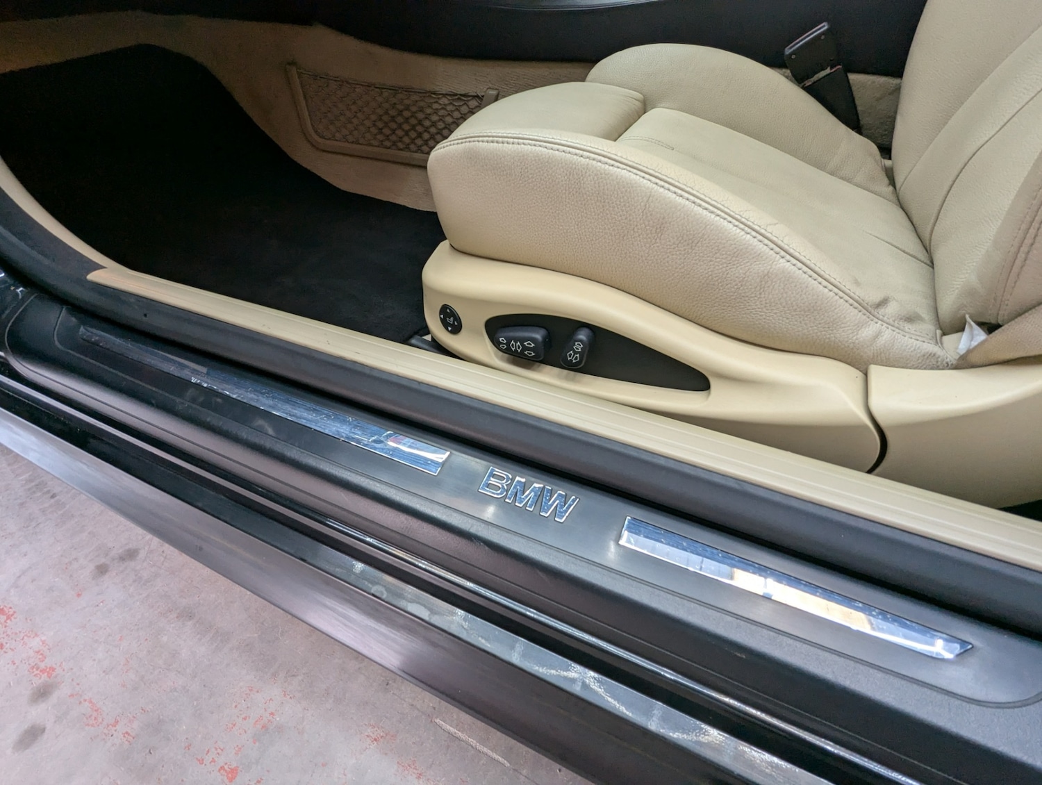 Used BMW 6 Series 2009 for sale - 76413281: Photo 22