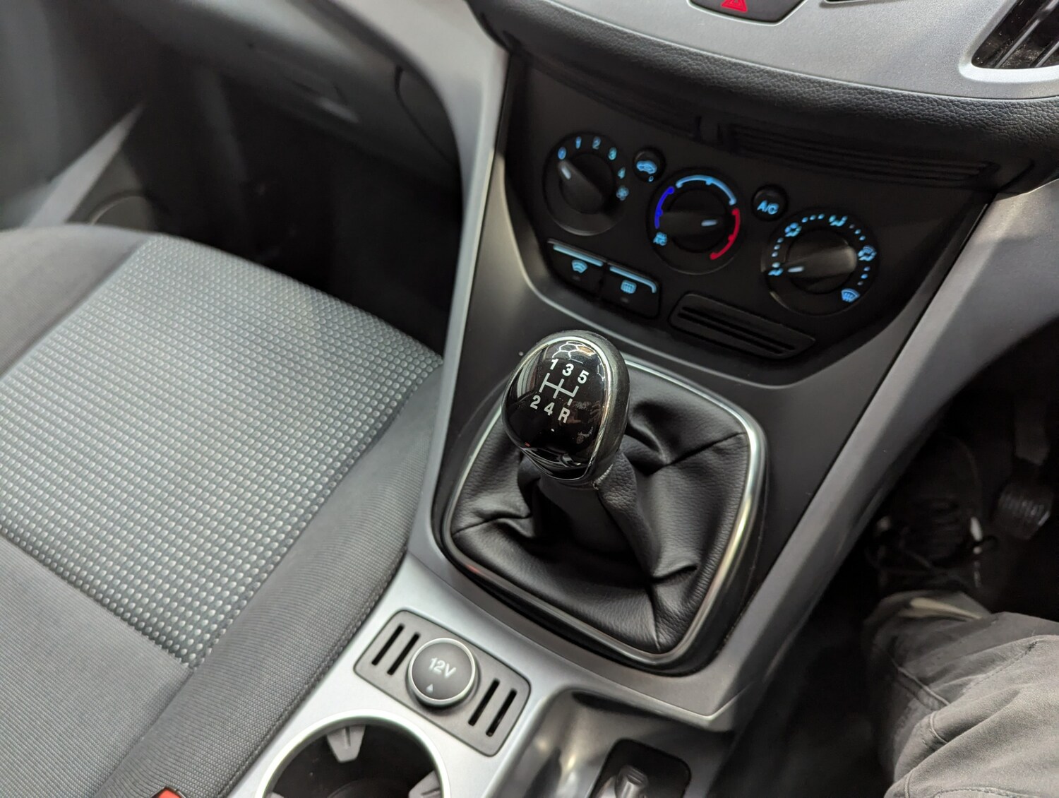 Used Ford C-Max 2014 for sale - 76412321: Photo 16