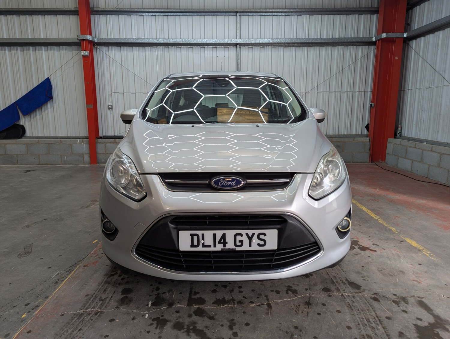 Used Ford C-Max 2014 for sale - 76412321: Photo 2