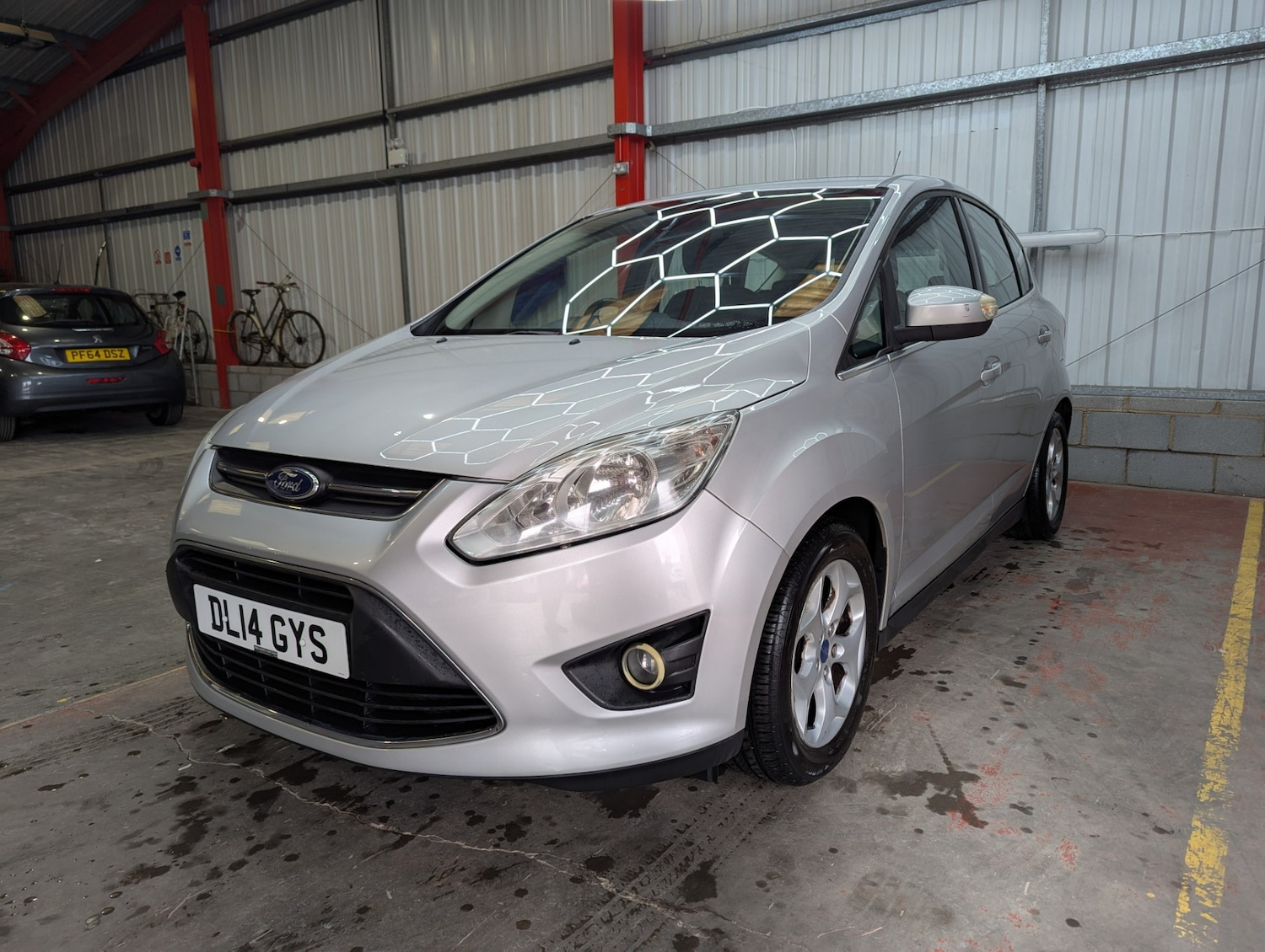 Used Ford C-Max 2014 for sale - 76412321: Photo 3
