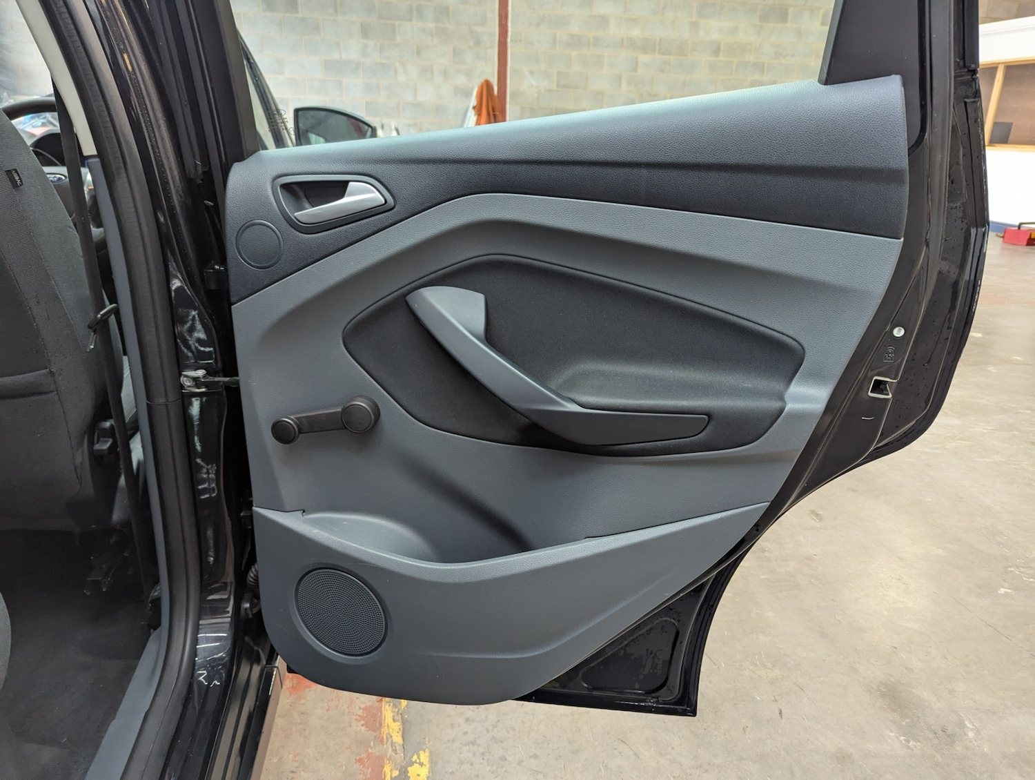 Used Ford C-Max 2014 for sale - 76468813: Photo 25