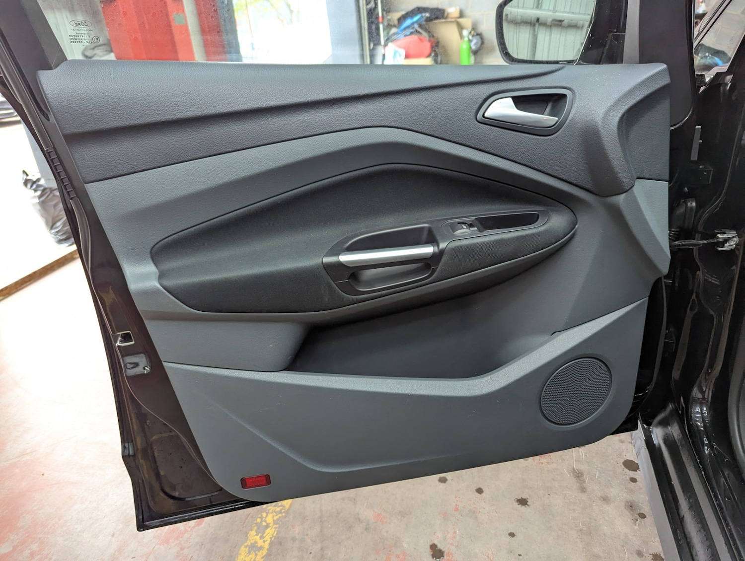 Used Ford C-Max 2014 for sale - 76468813: Photo 27