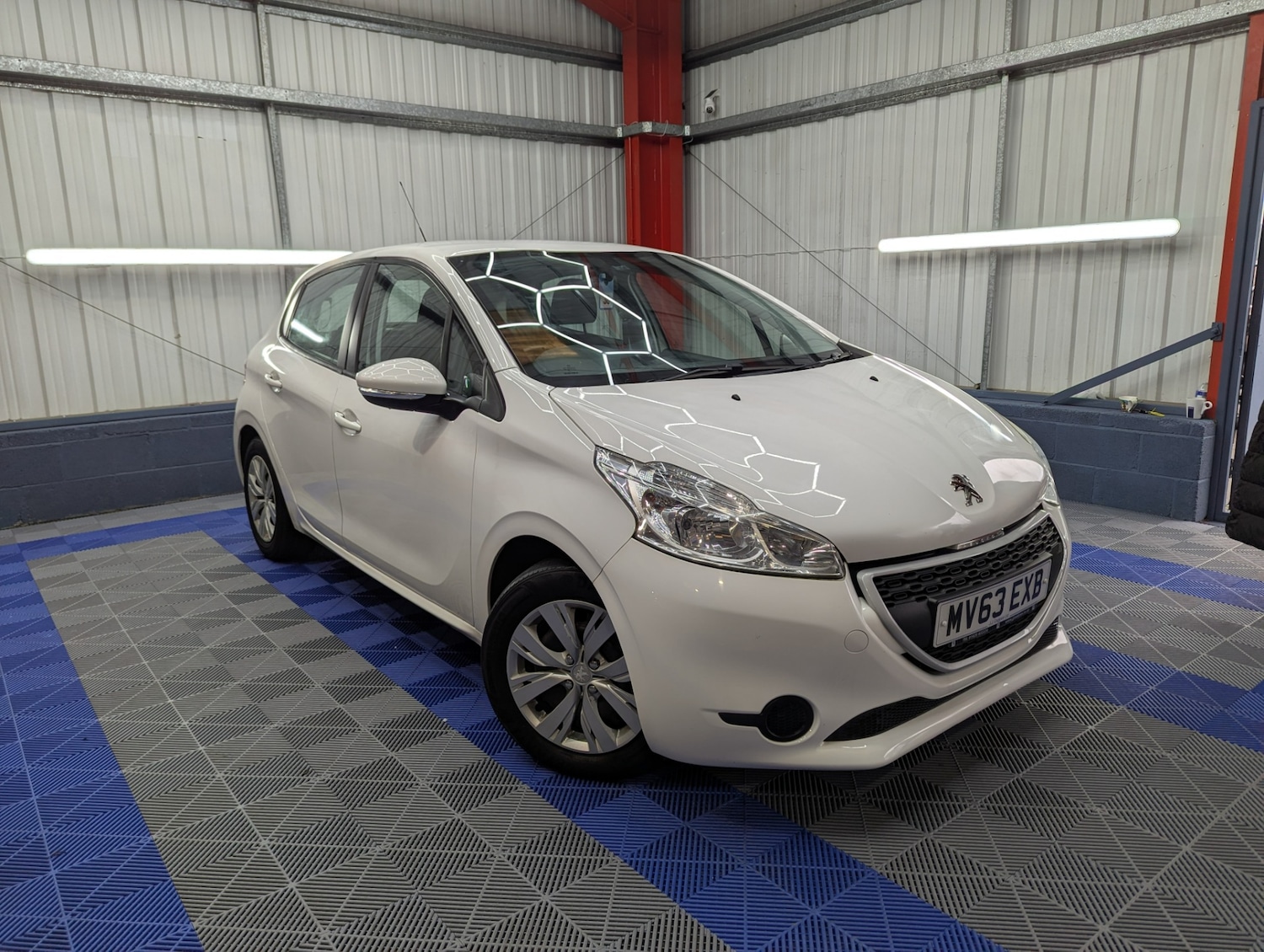 Used Peugeot 208 2013 for sale - 77542735: Photo 1