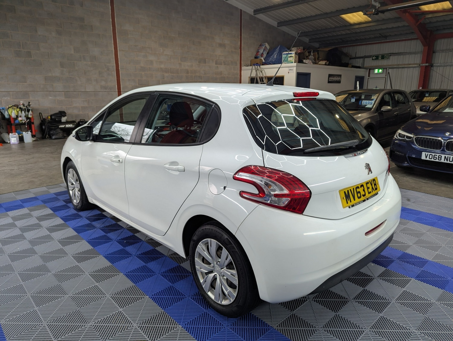 Used Peugeot 208 2013 for sale - 77542735: Photo 4