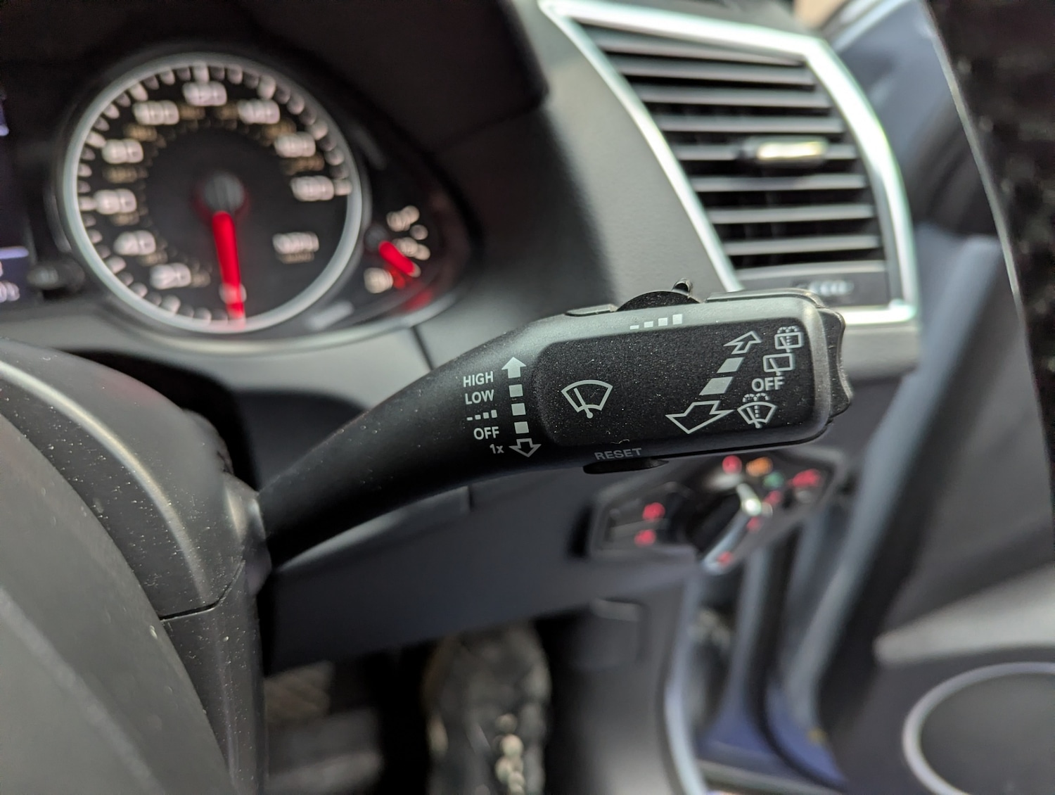 Used Audi Q5 2009 for sale - 76450486: Photo 24