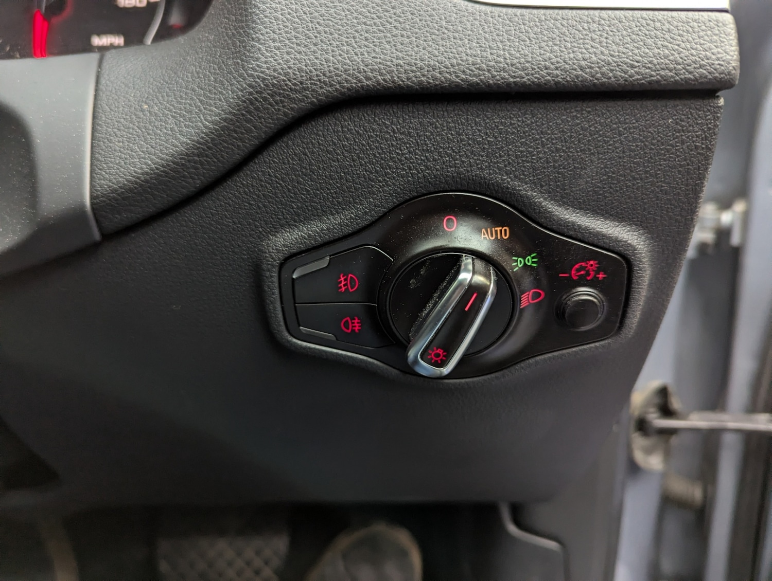 Used Audi Q5 2009 for sale - 76450486: Photo 39