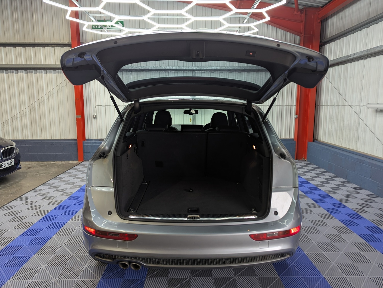 Used Audi Q5 2009 for sale - 76450486: Photo 43