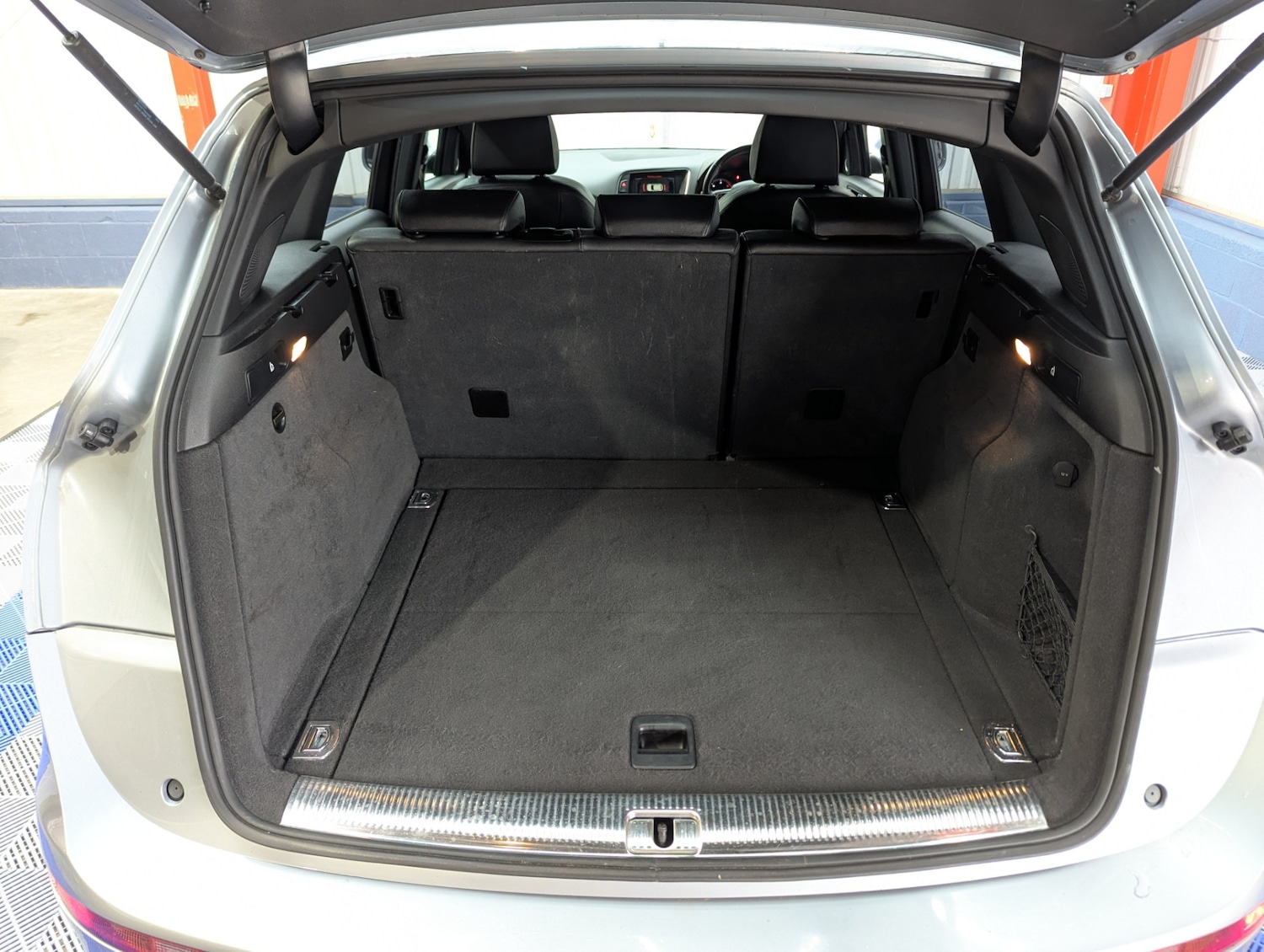 Used Audi Q5 2009 for sale - 76450486: Photo 44