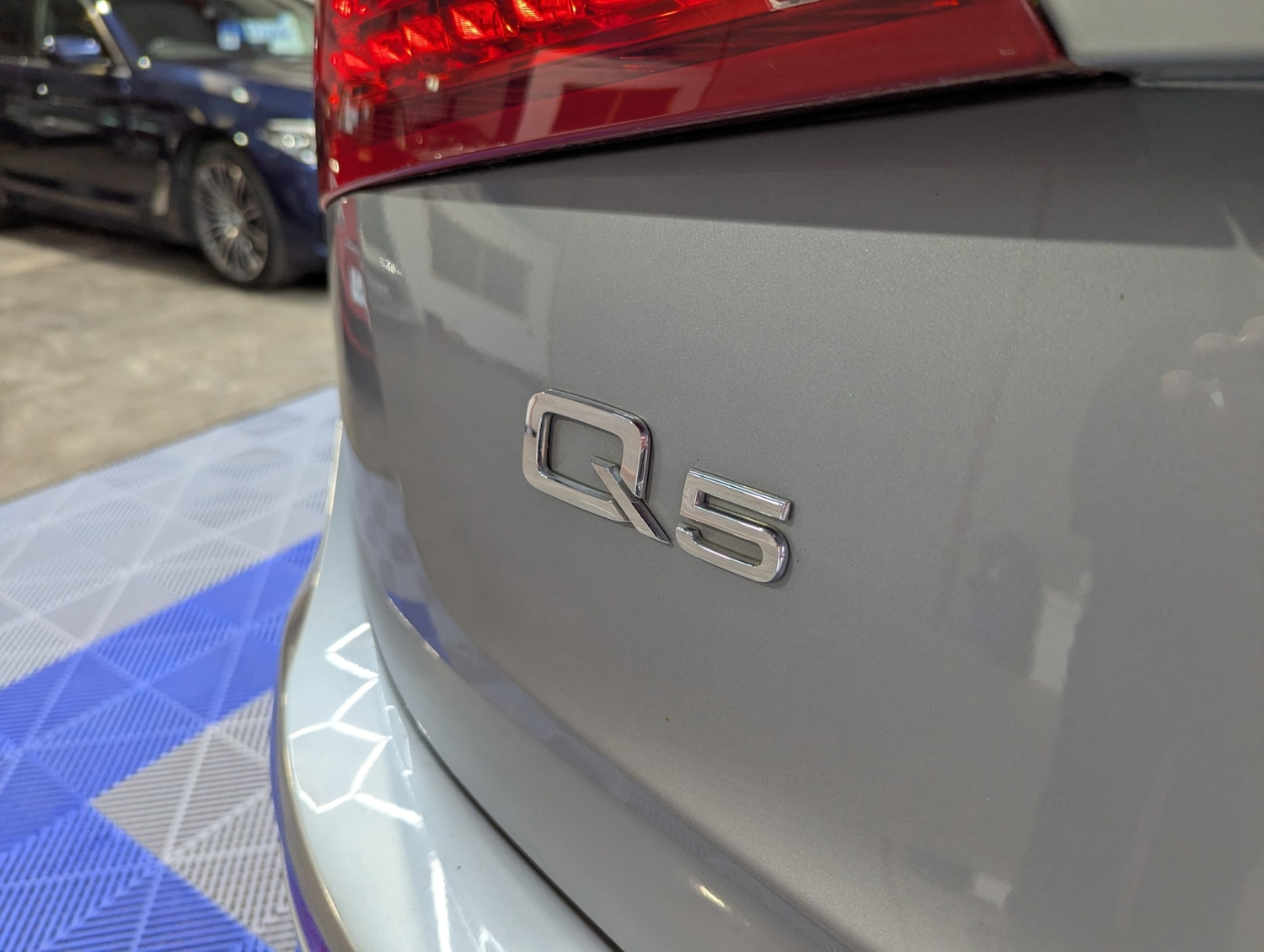 Used Audi Q5 2009 for sale - 76450486: Photo 47