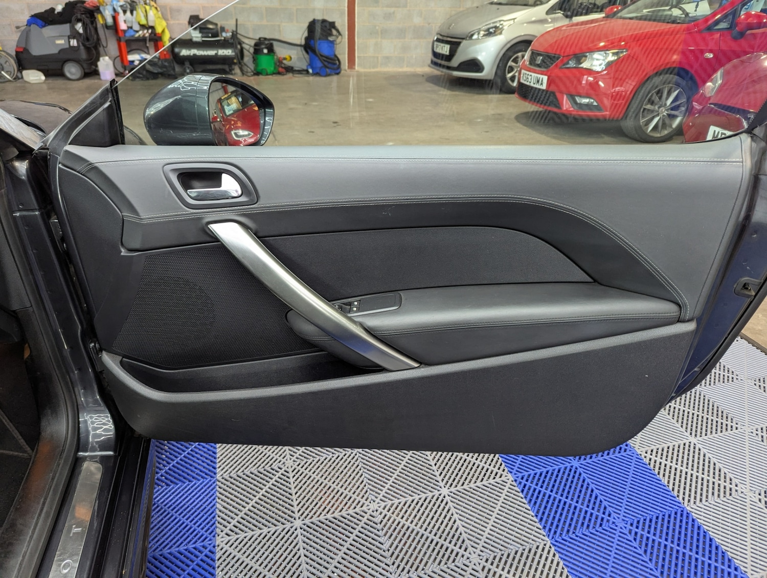 Used Peugeot RCZ 2012 for sale - 77357145: Photo 18