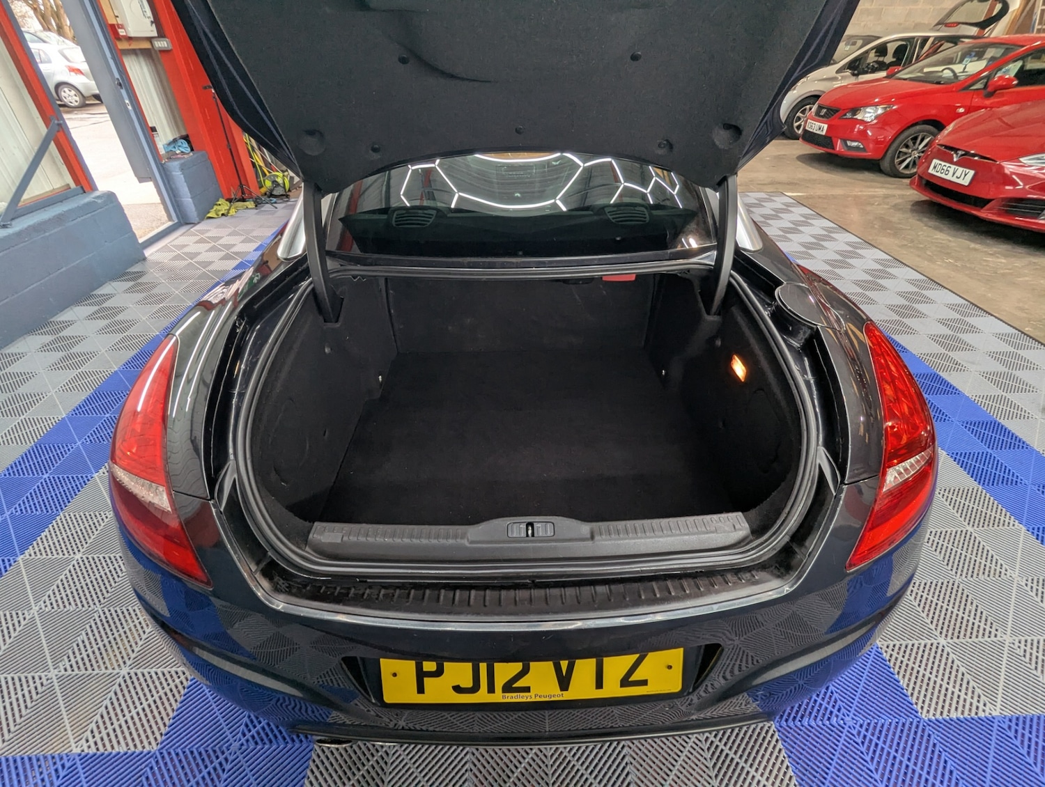 Used Peugeot RCZ 2012 for sale - 77357145: Photo 29