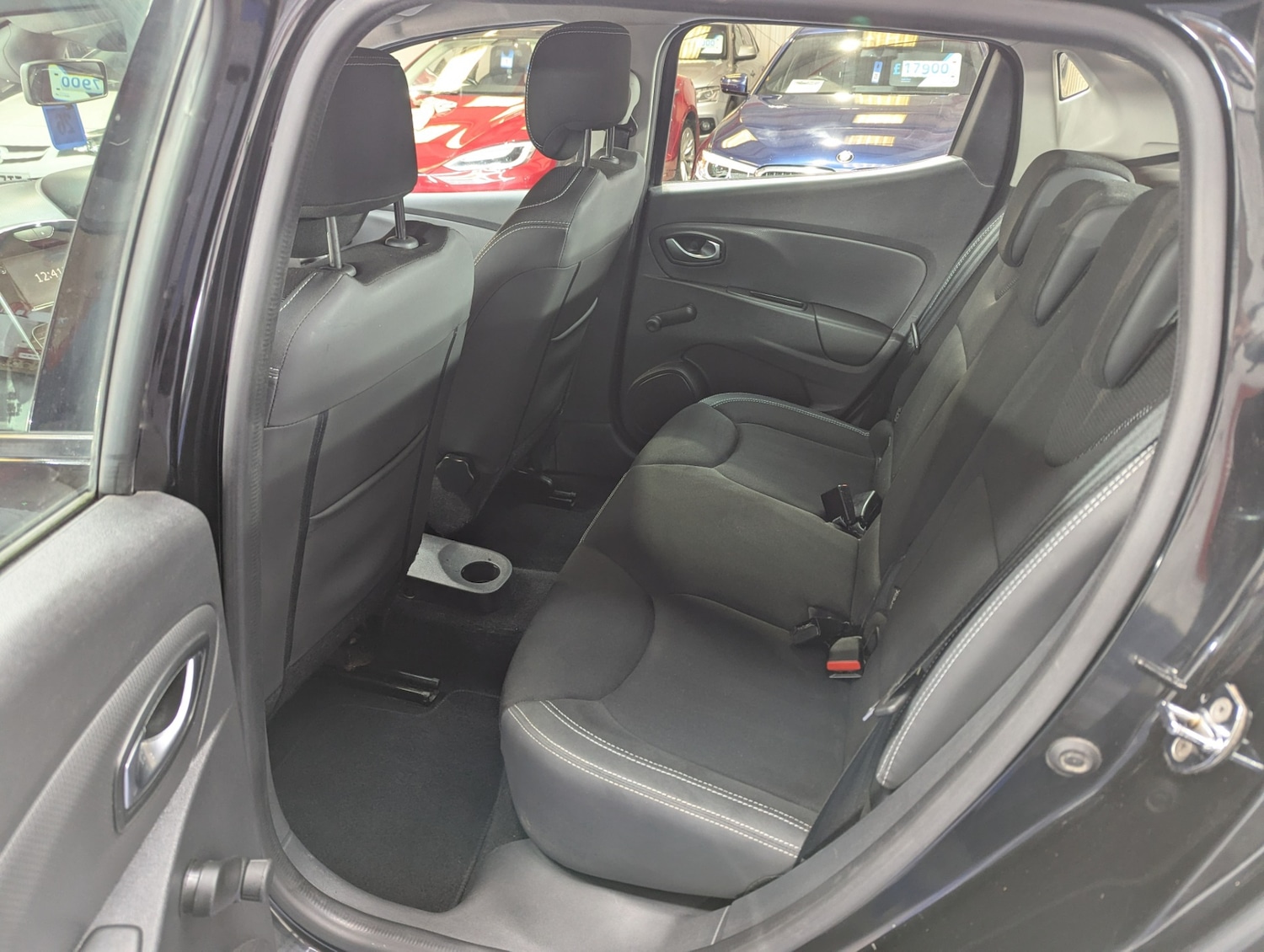 Used Renault Clio 2018 for sale - 76749049: Photo 11